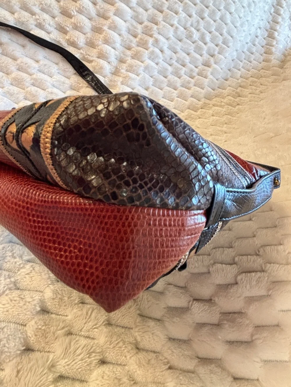 Price Drop** Sharif USA Snake Skin Patchwork Leather bag Black Gold brown
